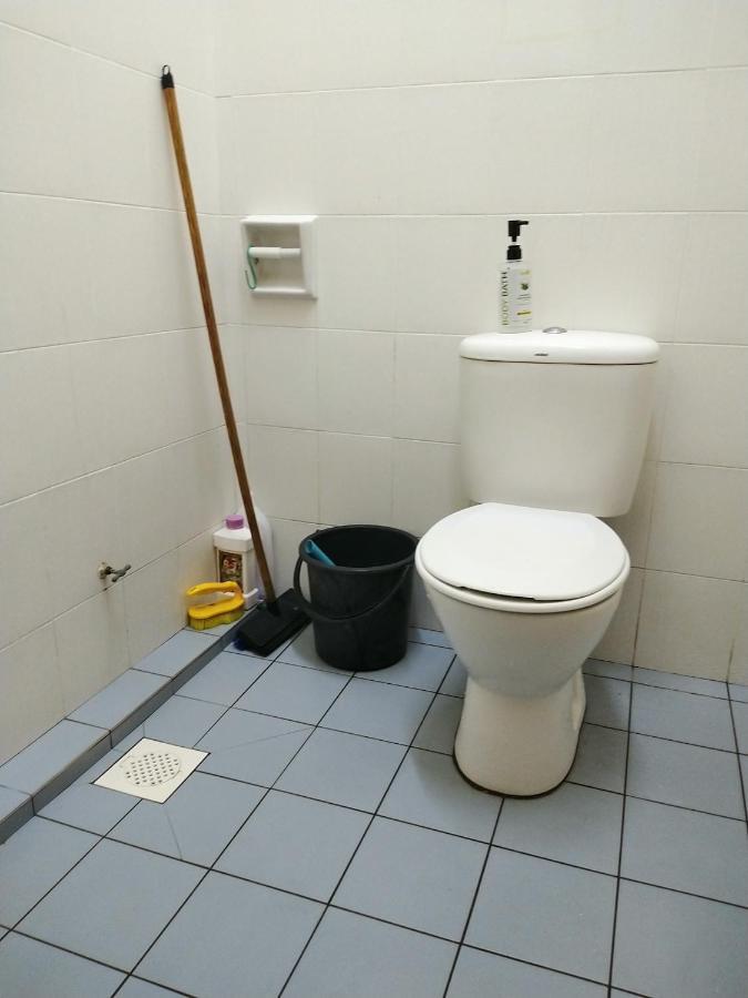 Near Batu Burok, Hospital Hsnz, Ktcc Mall, Drawbridge A Apartment Kuala Terengganu
